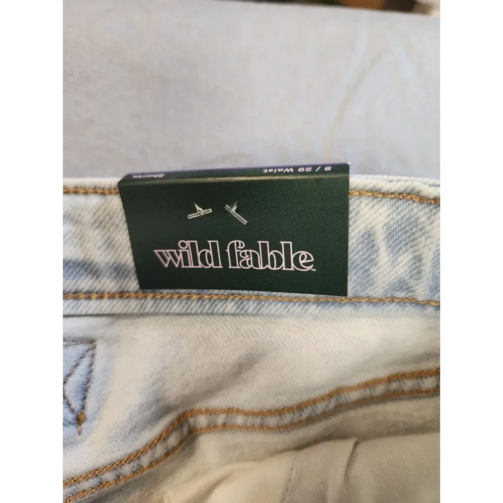 Wild Fable Women's High-Rise‎ Distressed Jean Shorts  Light Wash Blue 8 New - Picture 4 of 6